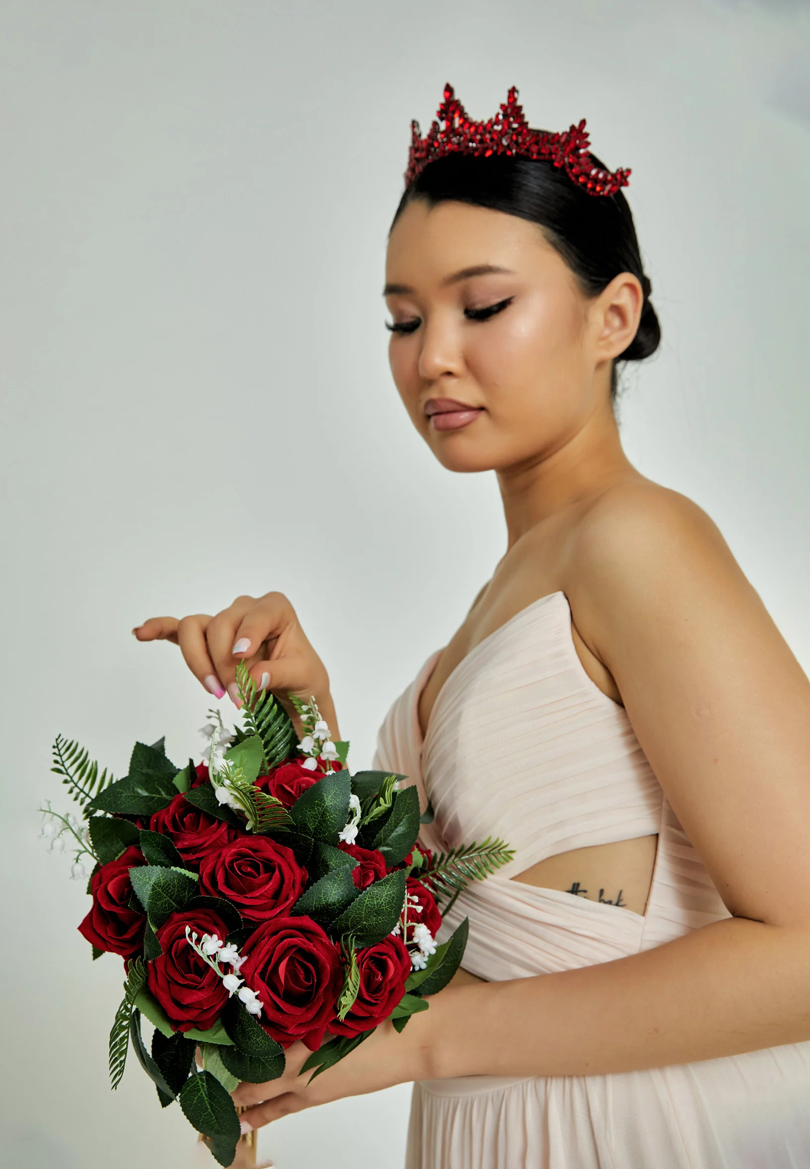 Roses Round Bridal Bouquet aba23-41-2 - Image 4