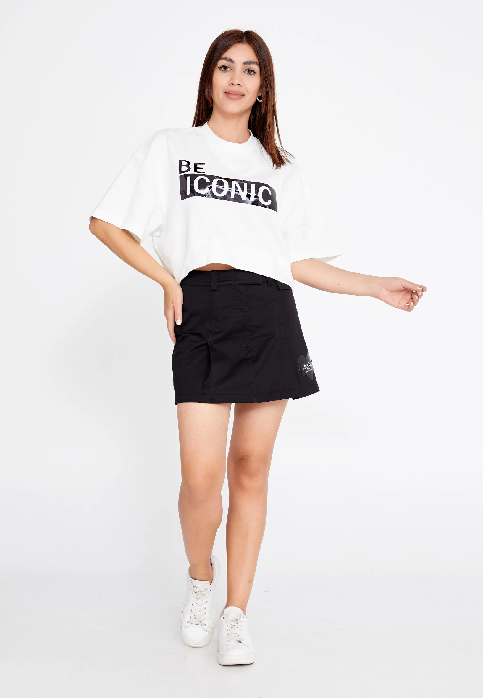 Short Sleeve Printed Regular T-shirt ber23y7112