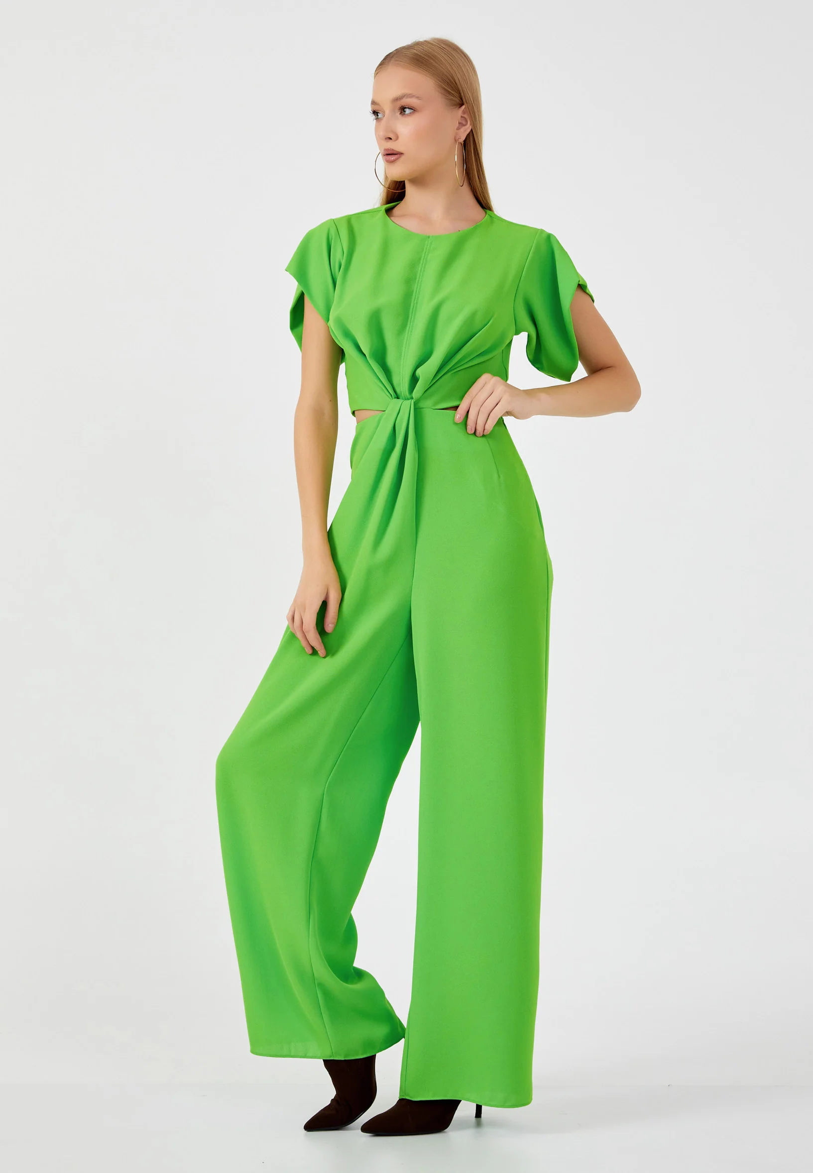 Short Sleeve Solid Color Regular Fit Regular Casual Jumpsuit kmy24y22401 - Image 5