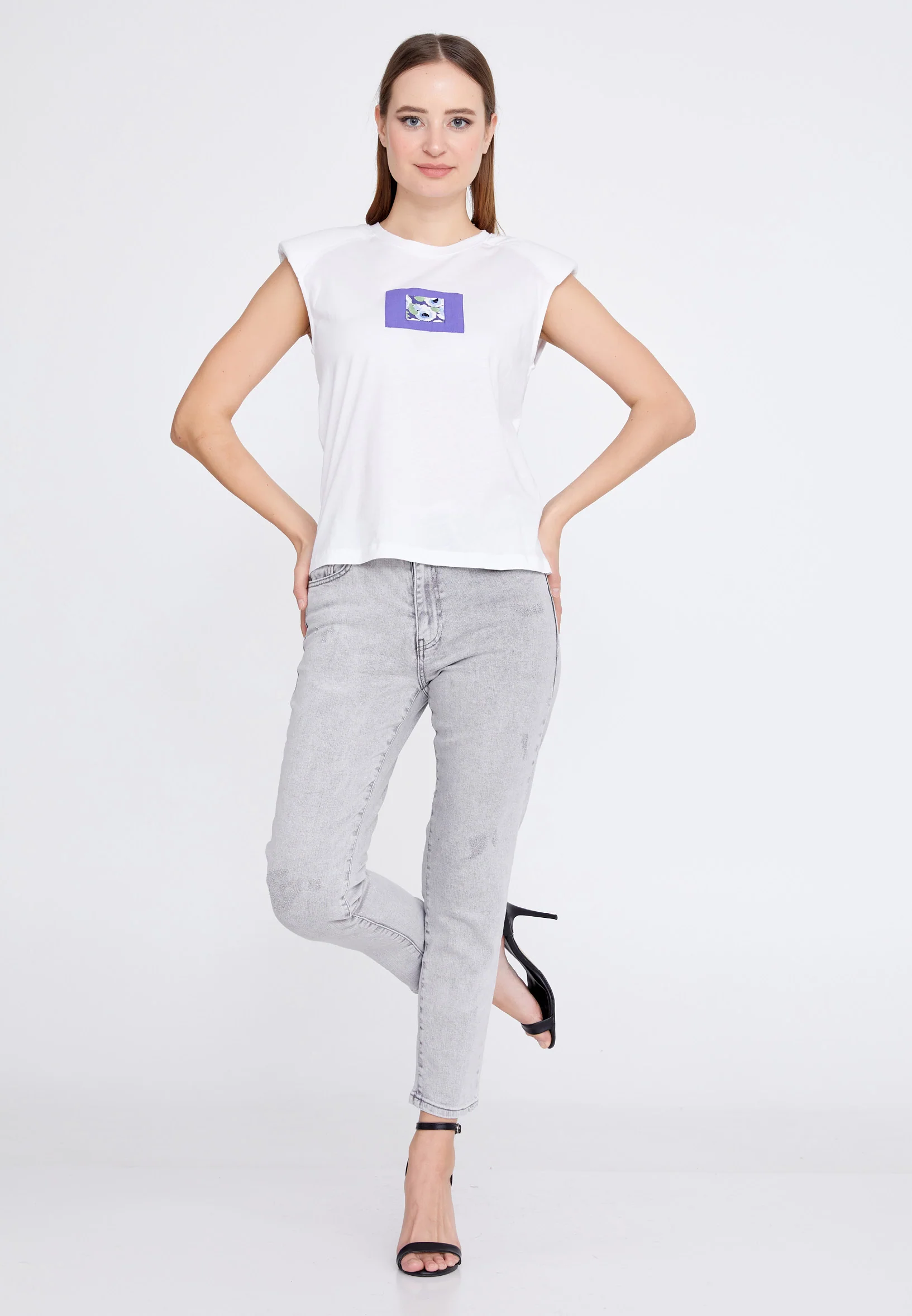 Sleeveless Floral Regular T-shirt kmy22s10953 - Image 6