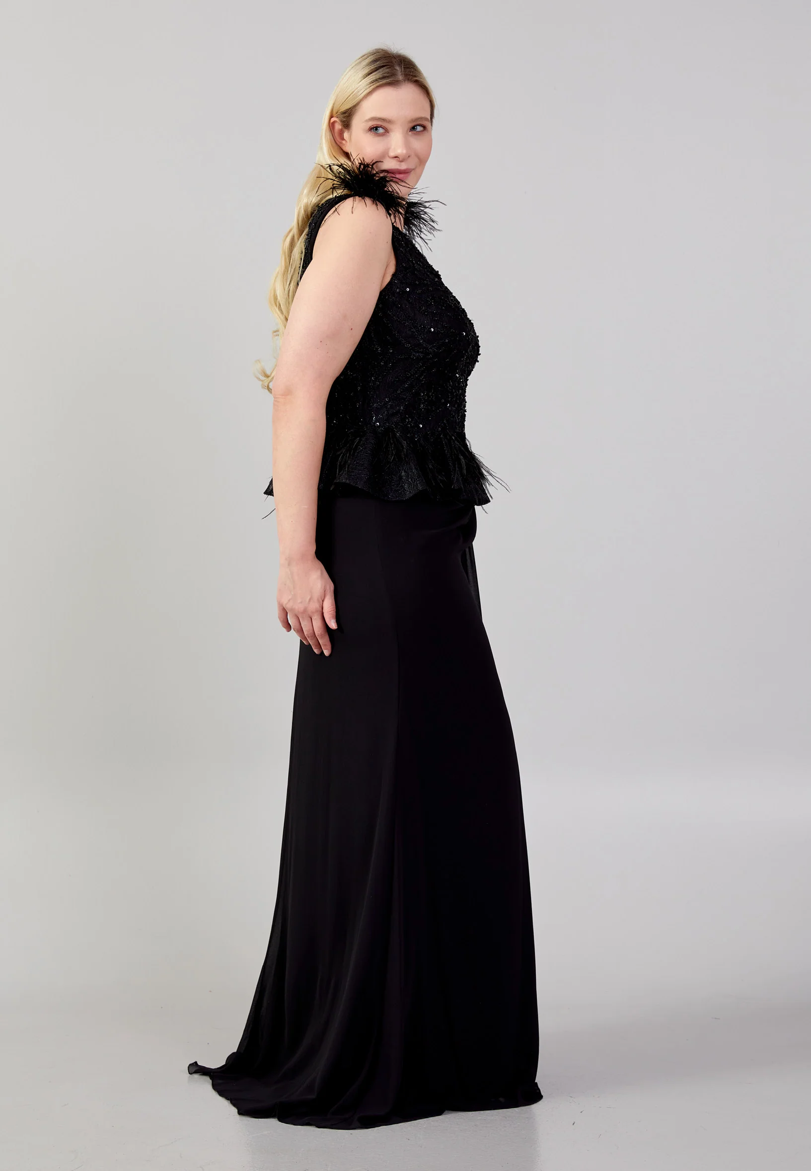 Sleeveless Maxi Crepe Column Plus Size Wedding Guest Dress omn673 - Image 3