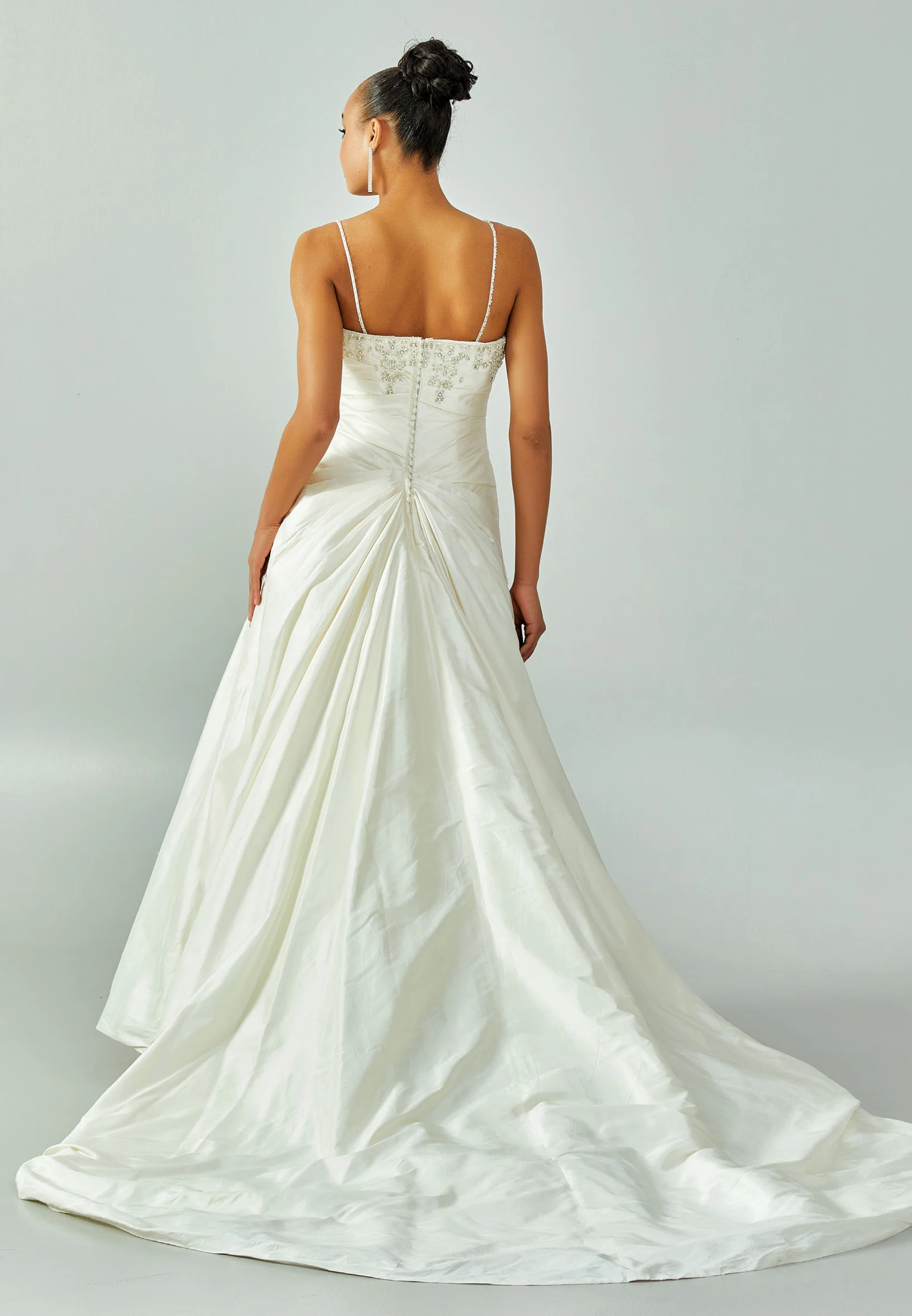 Sleeveless Maxi Satin Regular Wedding Dress enz00299