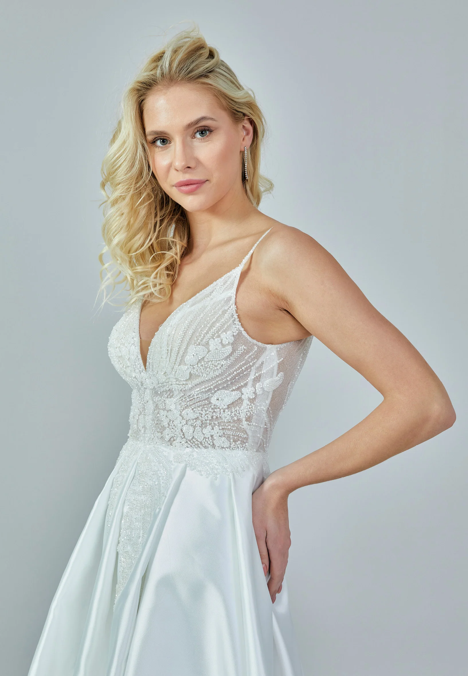 Sleeveless Maxi Satin Regular Wedding Dress rlb1681 - Image 2