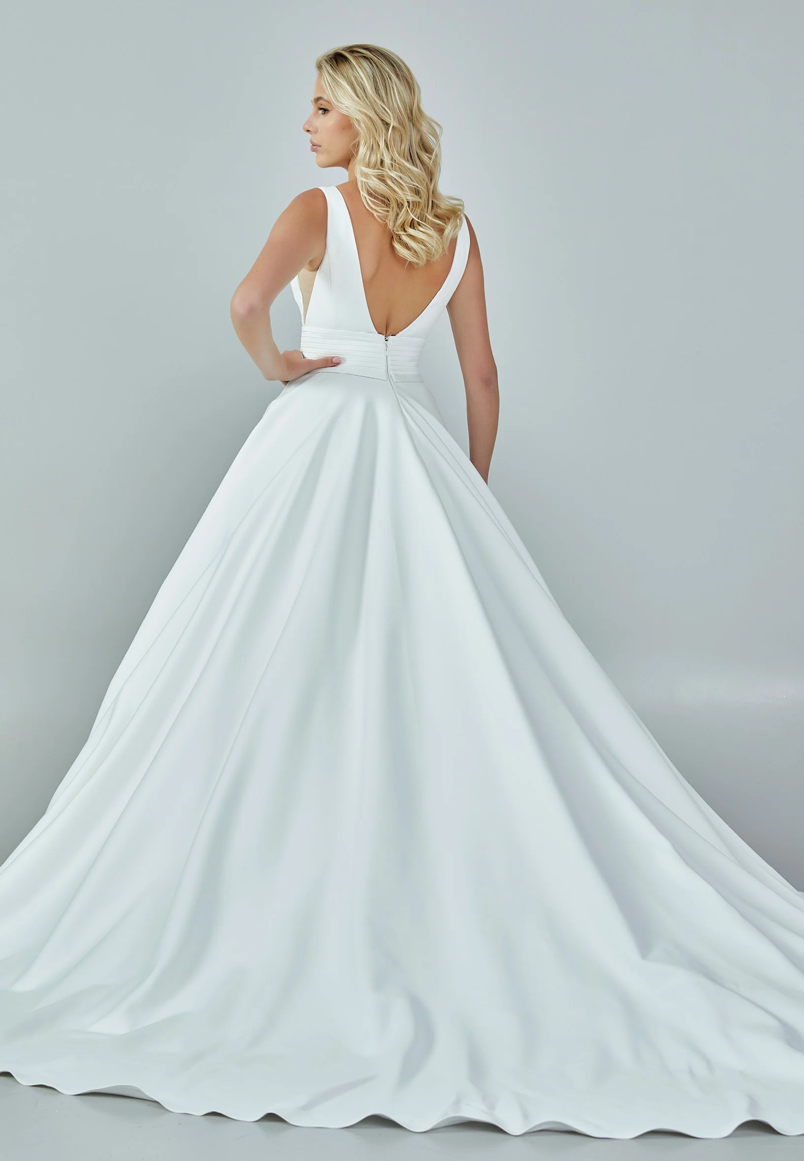 Sleeveless Maxi Satin Regular Wedding Dress rlb1735 - Image 5