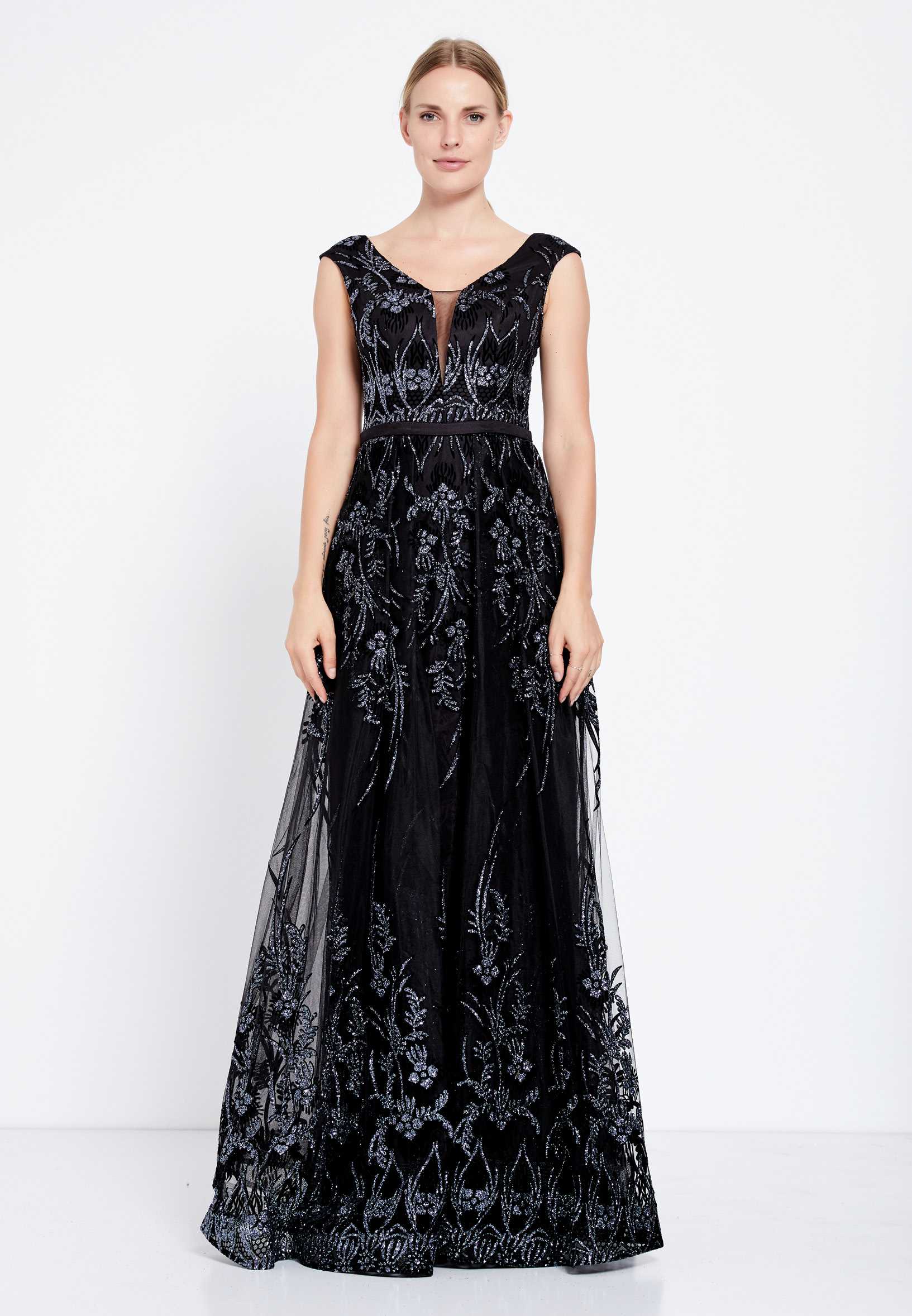 Sleeveless Maxi Tulle A - Line Regular Prom Dress rmn2603
