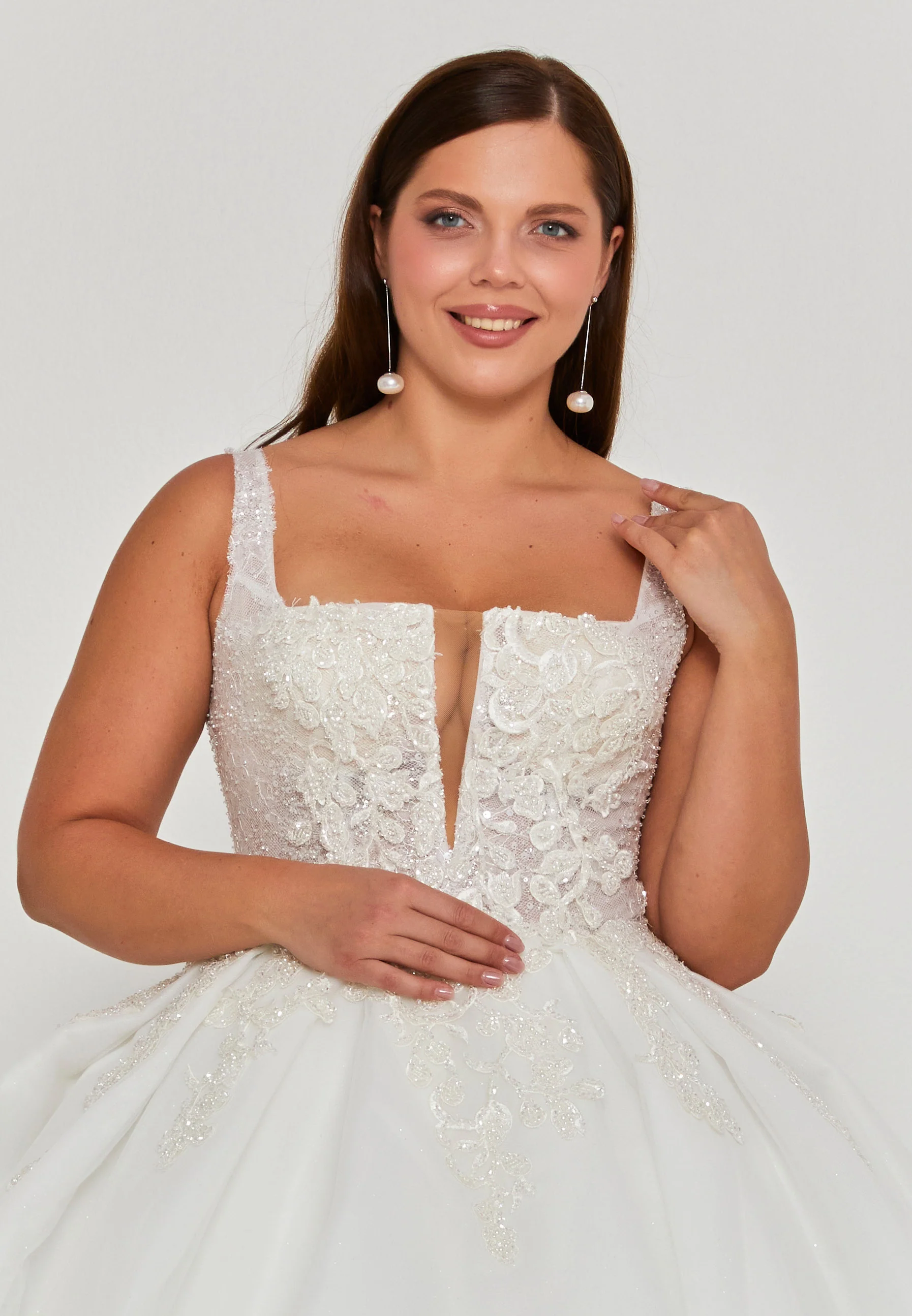 Sleeveless Maxi Tulle Plus Size Wedding Dress blv360212 - Image 7
