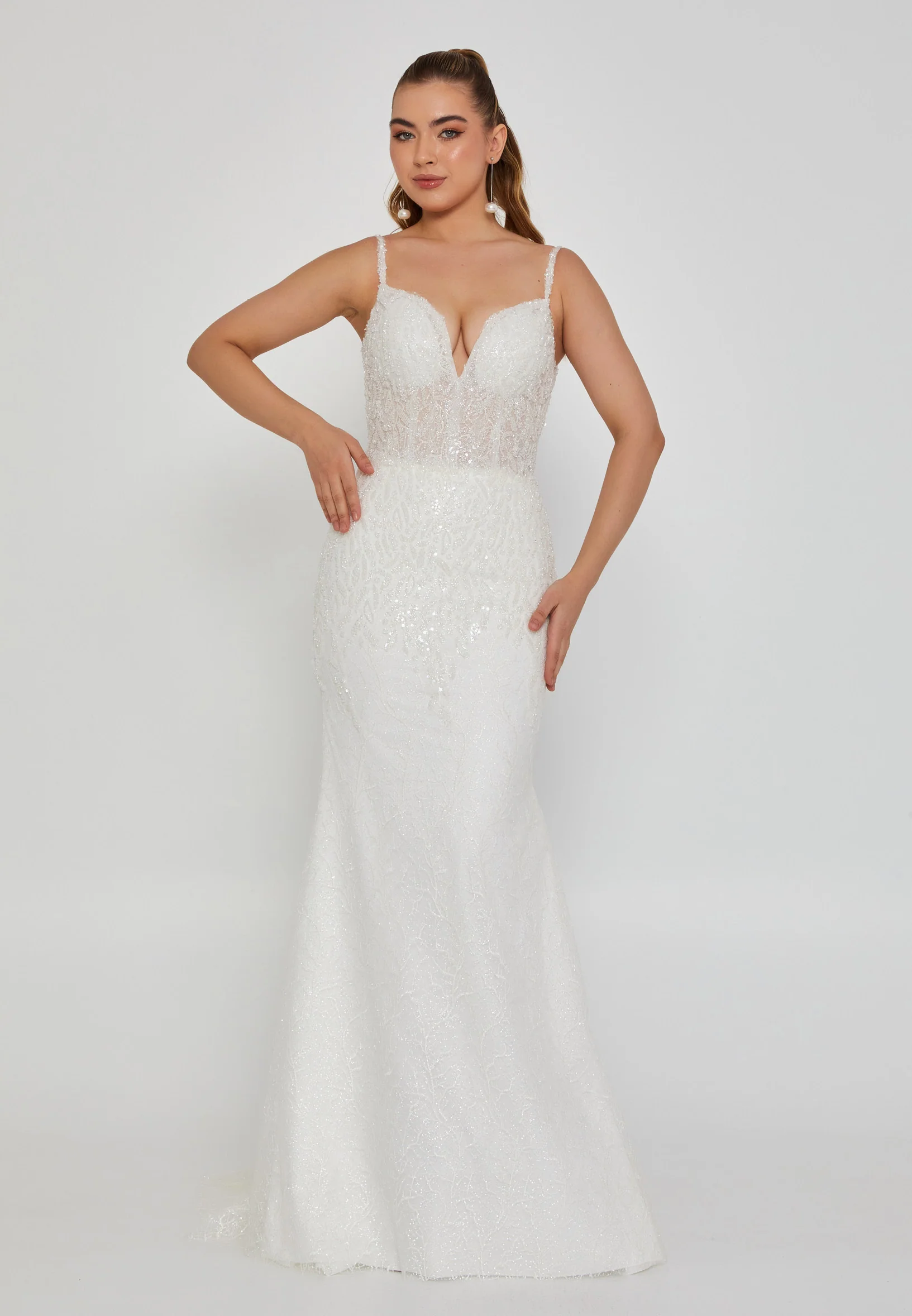 Sleeveless Maxi Tulle Regular Wedding Dress blv360007