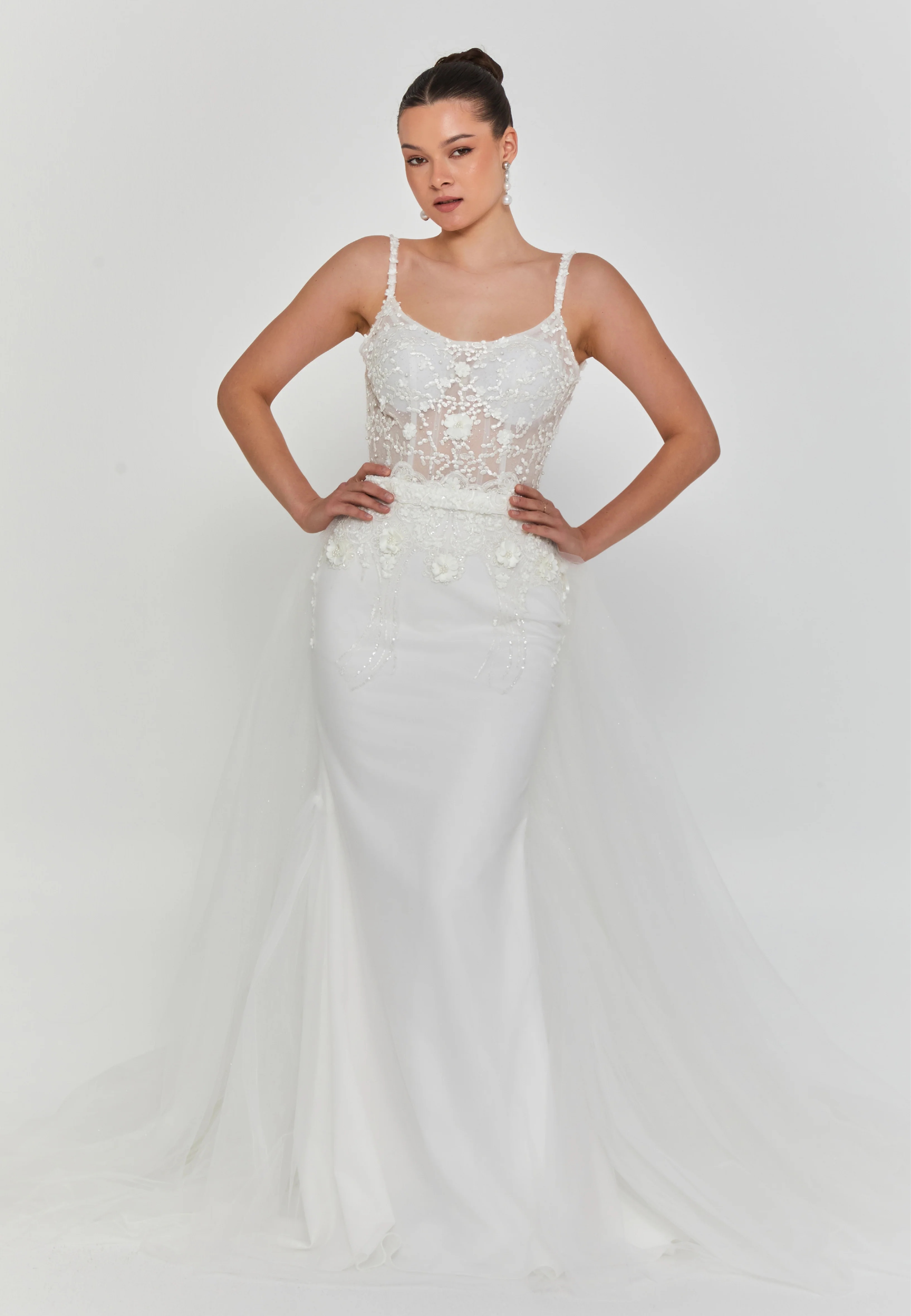 Sleeveless Maxi Tulle Regular Wedding Dress blv360112