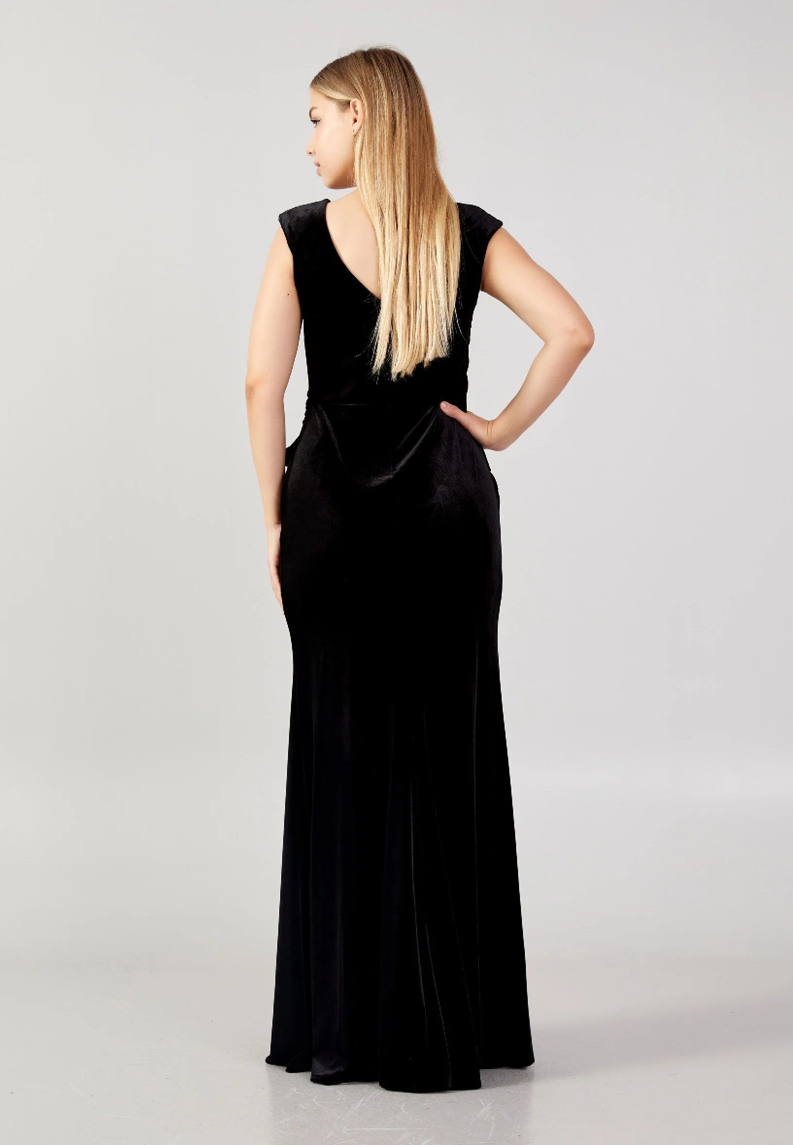 Sleeveless Maxi Velvet Mermaid Plus Size Evening Dress rmn3251 - Image 2