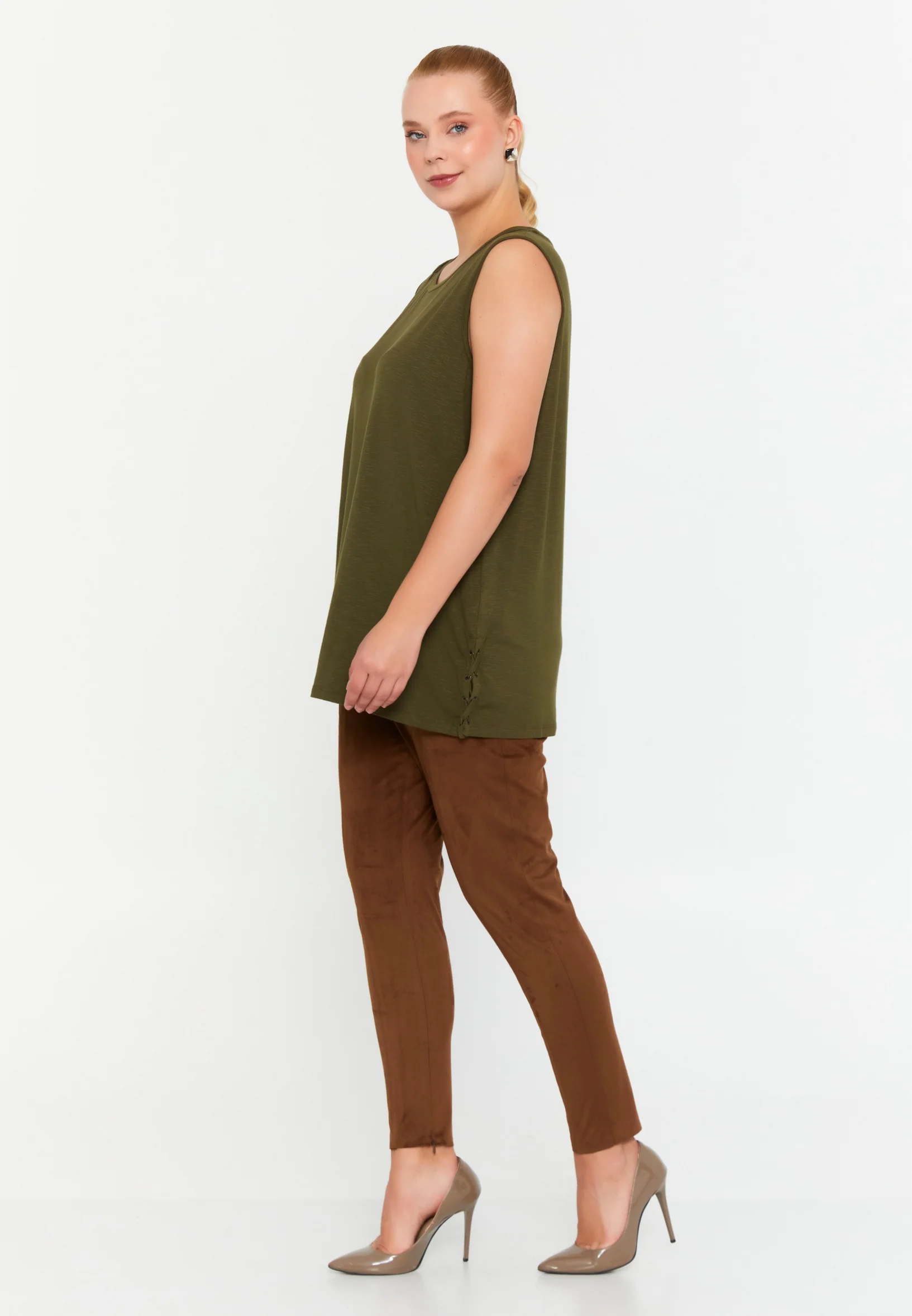 Sleeveless Solid Color Plus Size Blouse faiu36044 - Image 4