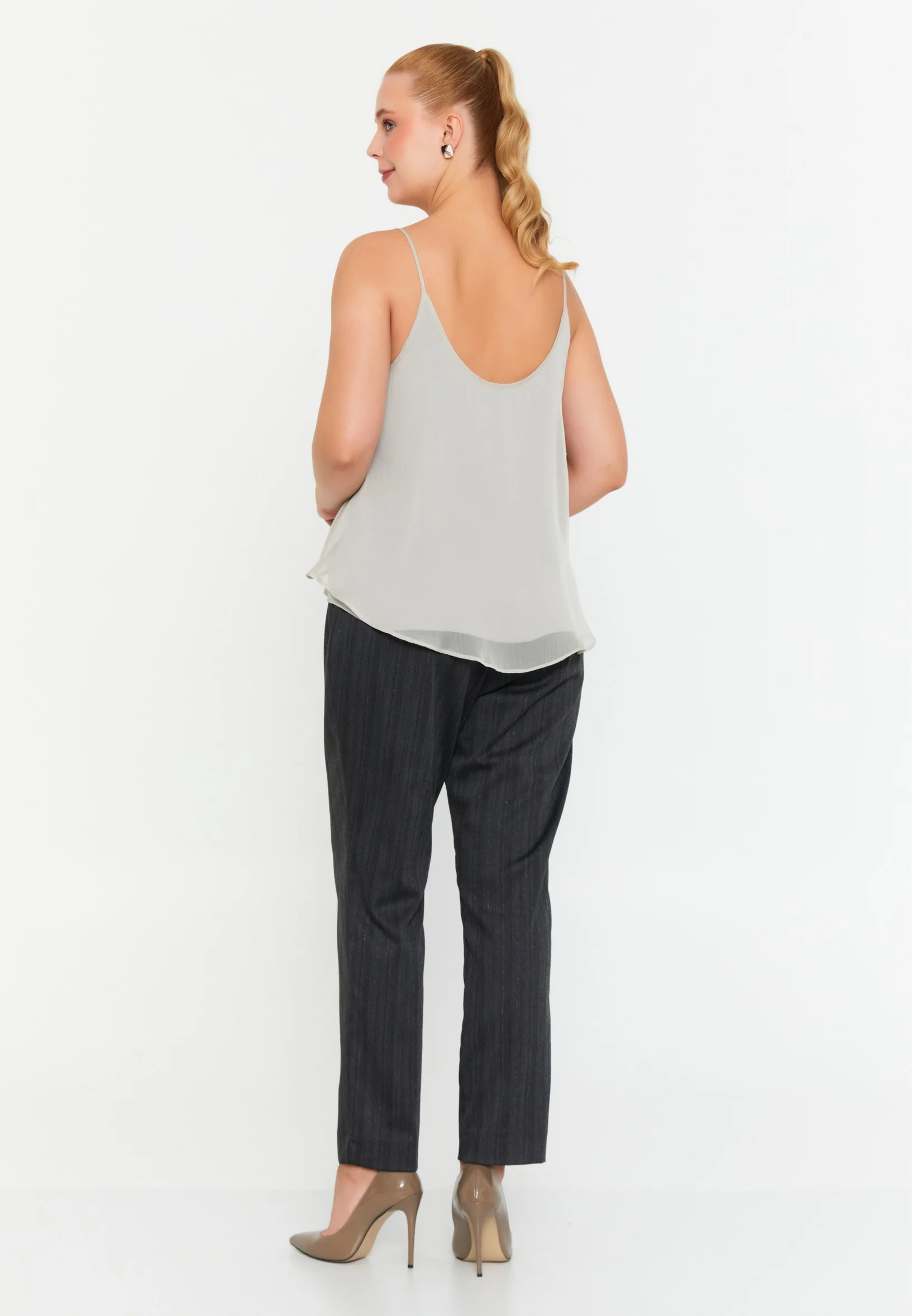 Sleeveless Solid Color Plus Size Blouse l2l2979 - Image 3