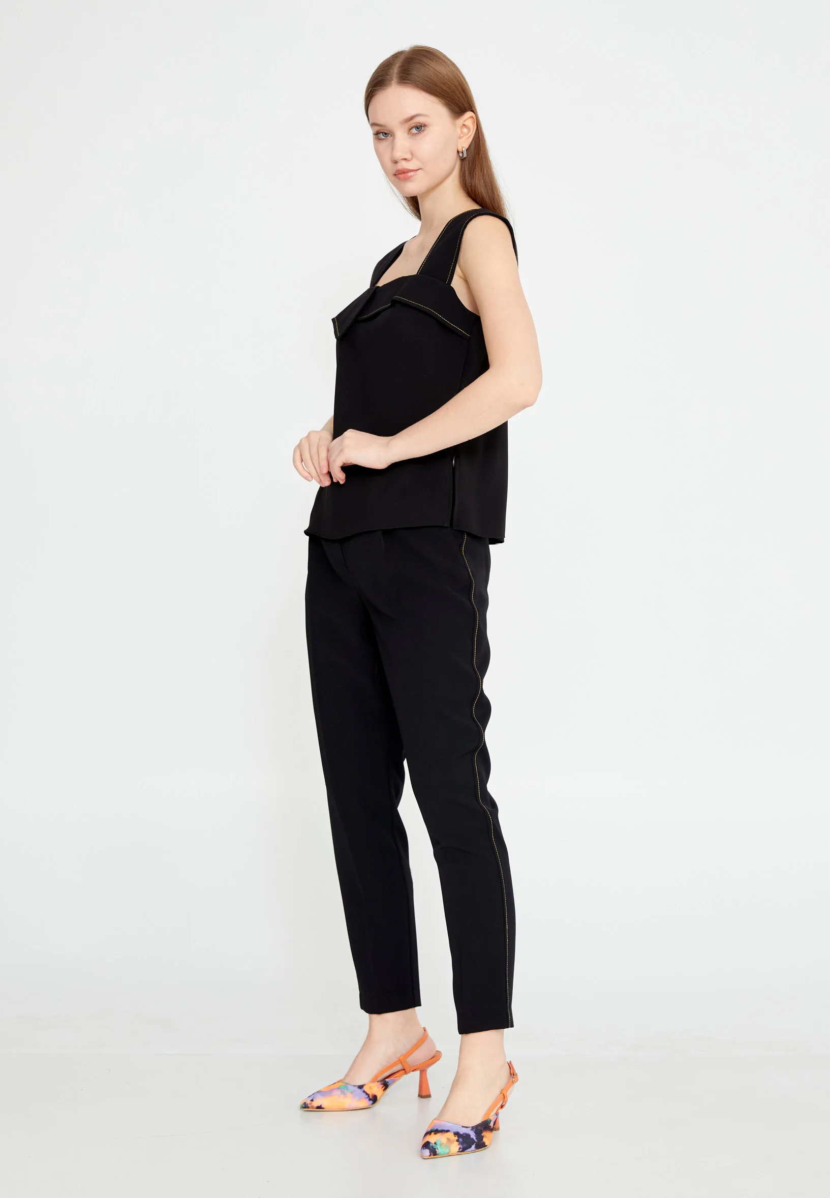 Sleeveless Solid Color Regular Blouse kmy24y10408 - Image 7