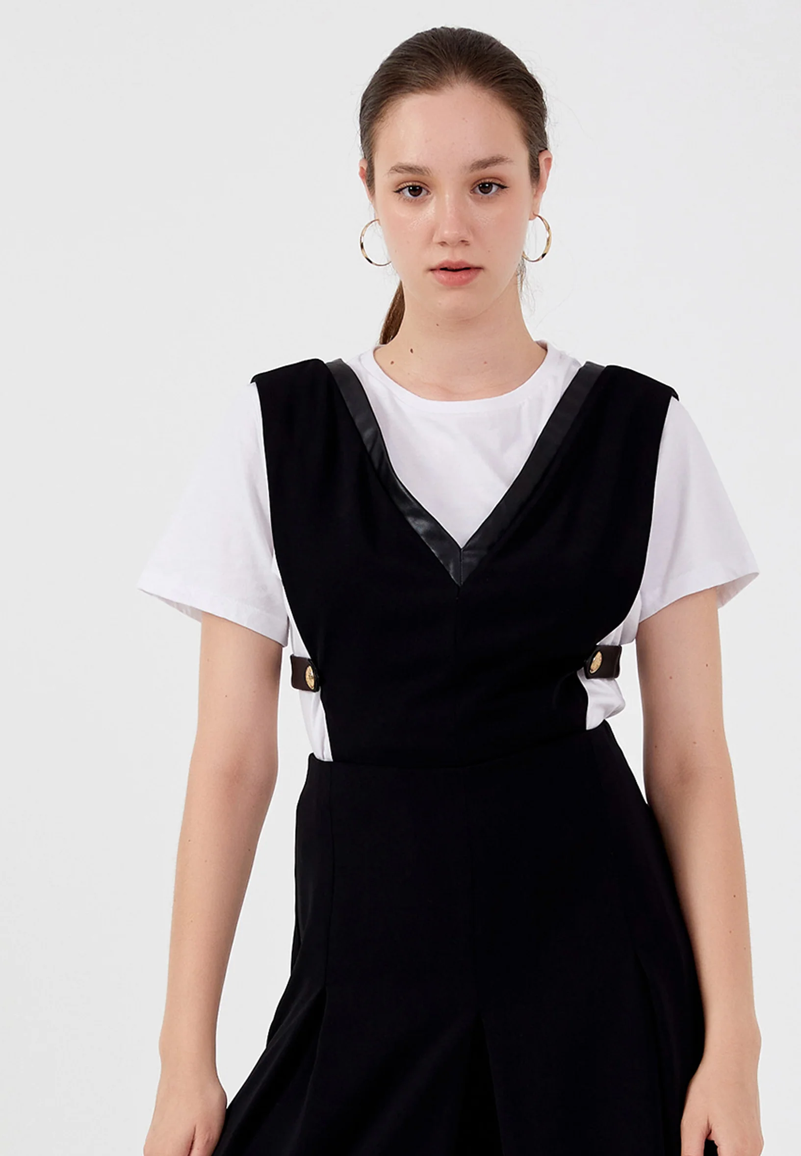 Sleeveless Solid Color Regular Fit Regular Casual Jumpsuit shu23sk14011 - Image 4