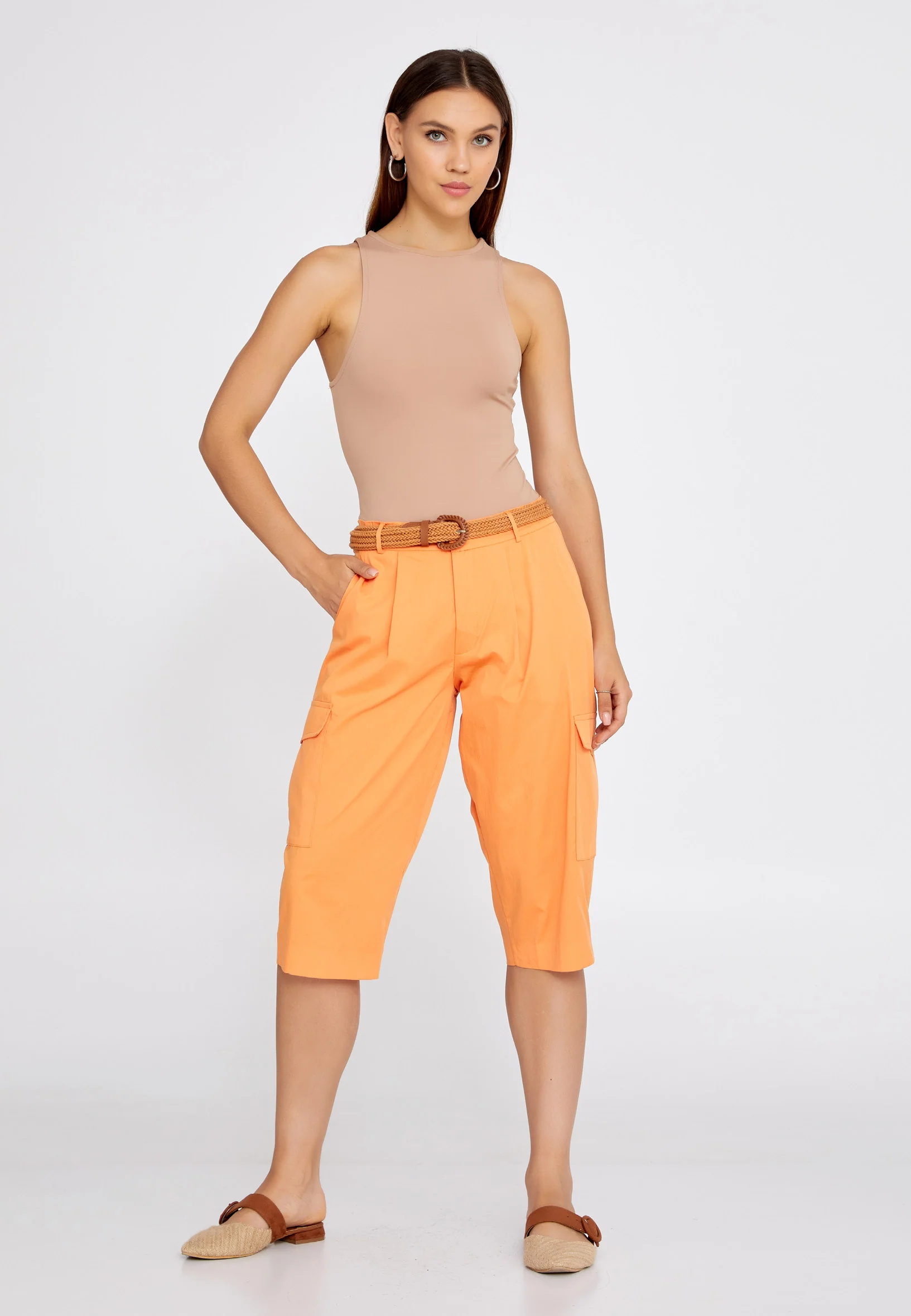 Solid Color Regular Shorts ber21y2109 - Image 6