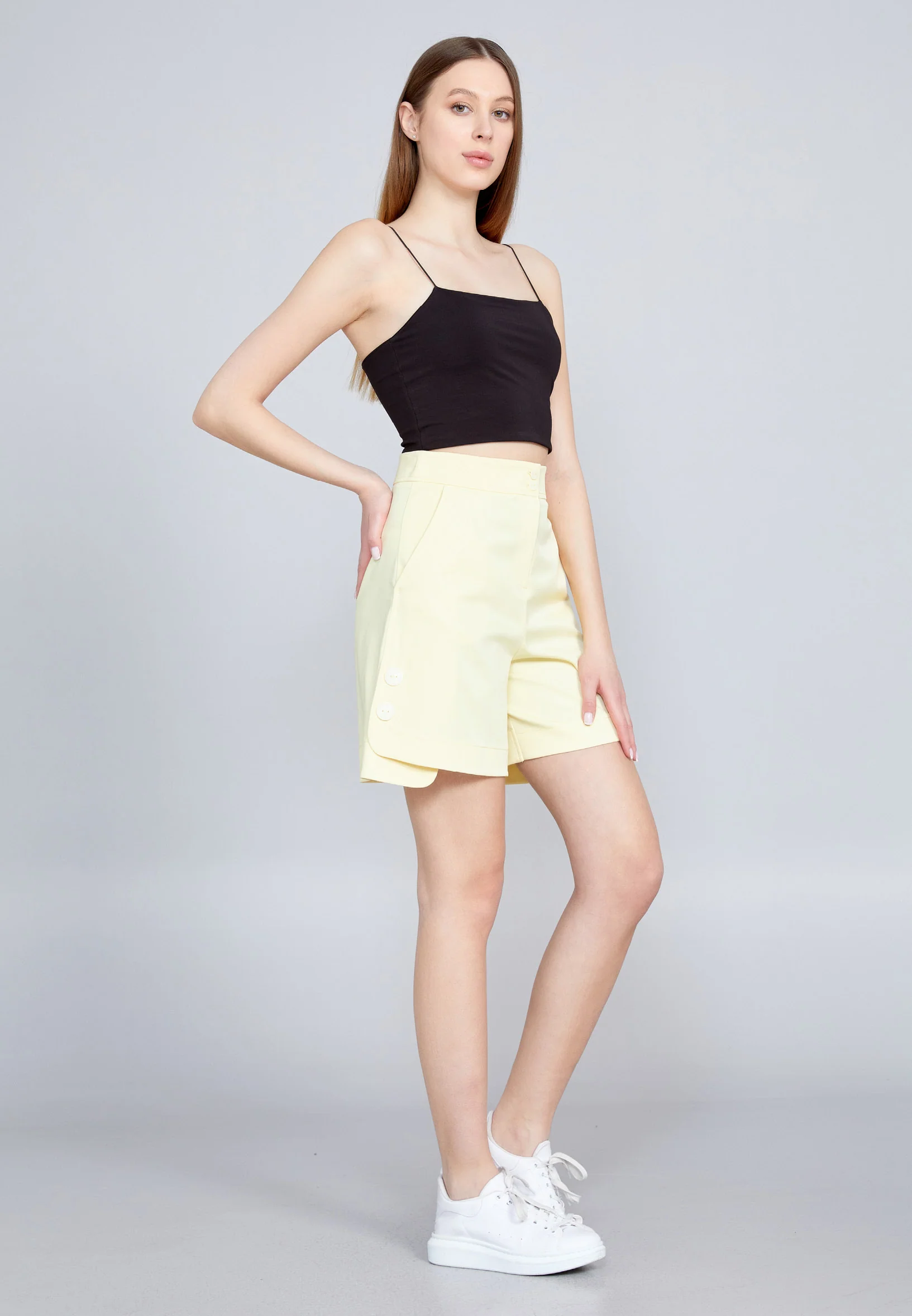 Solid Color Regular Shorts kmy22s20908 - Image 4
