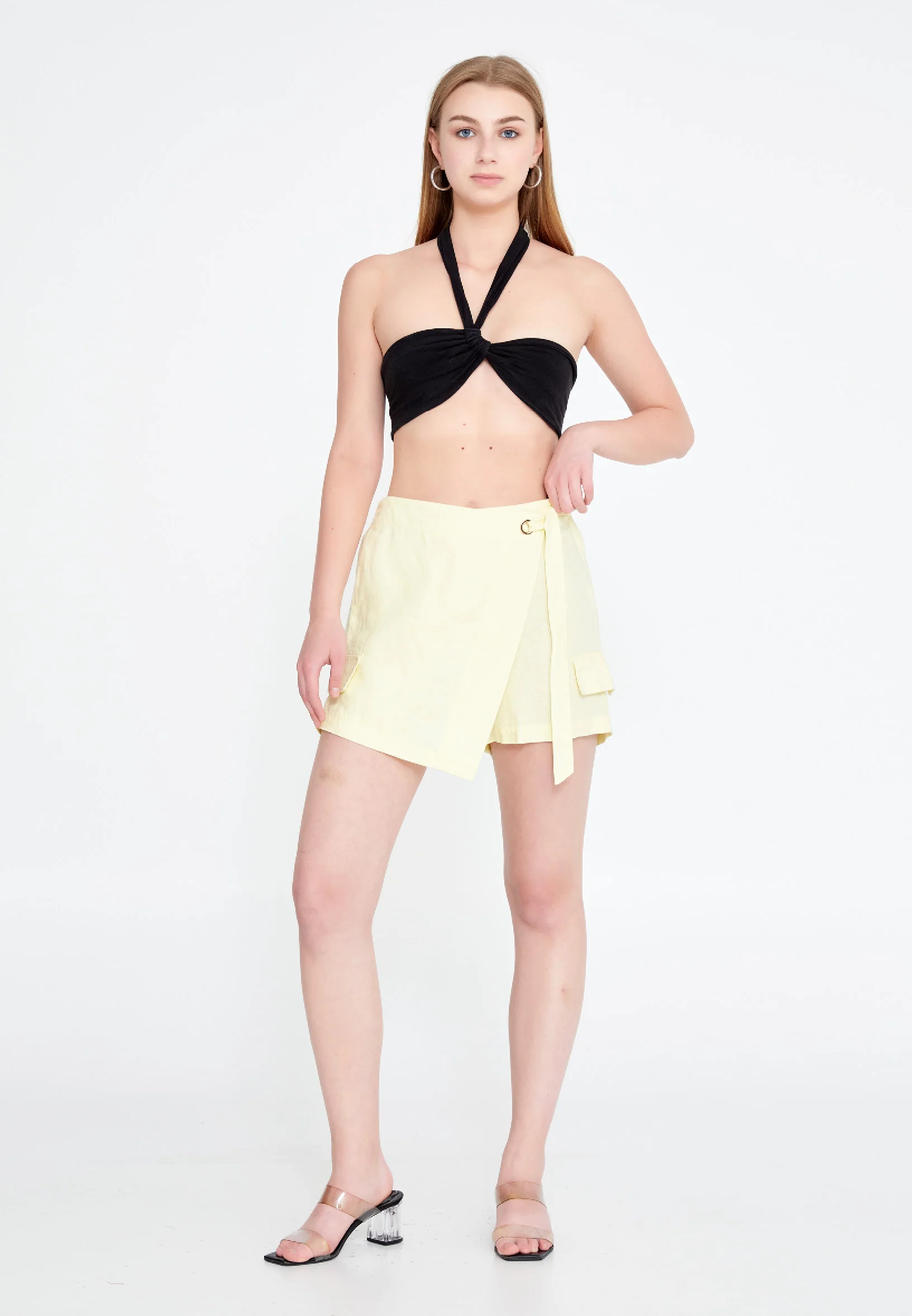 Solid Color Regular Shorts qml8642