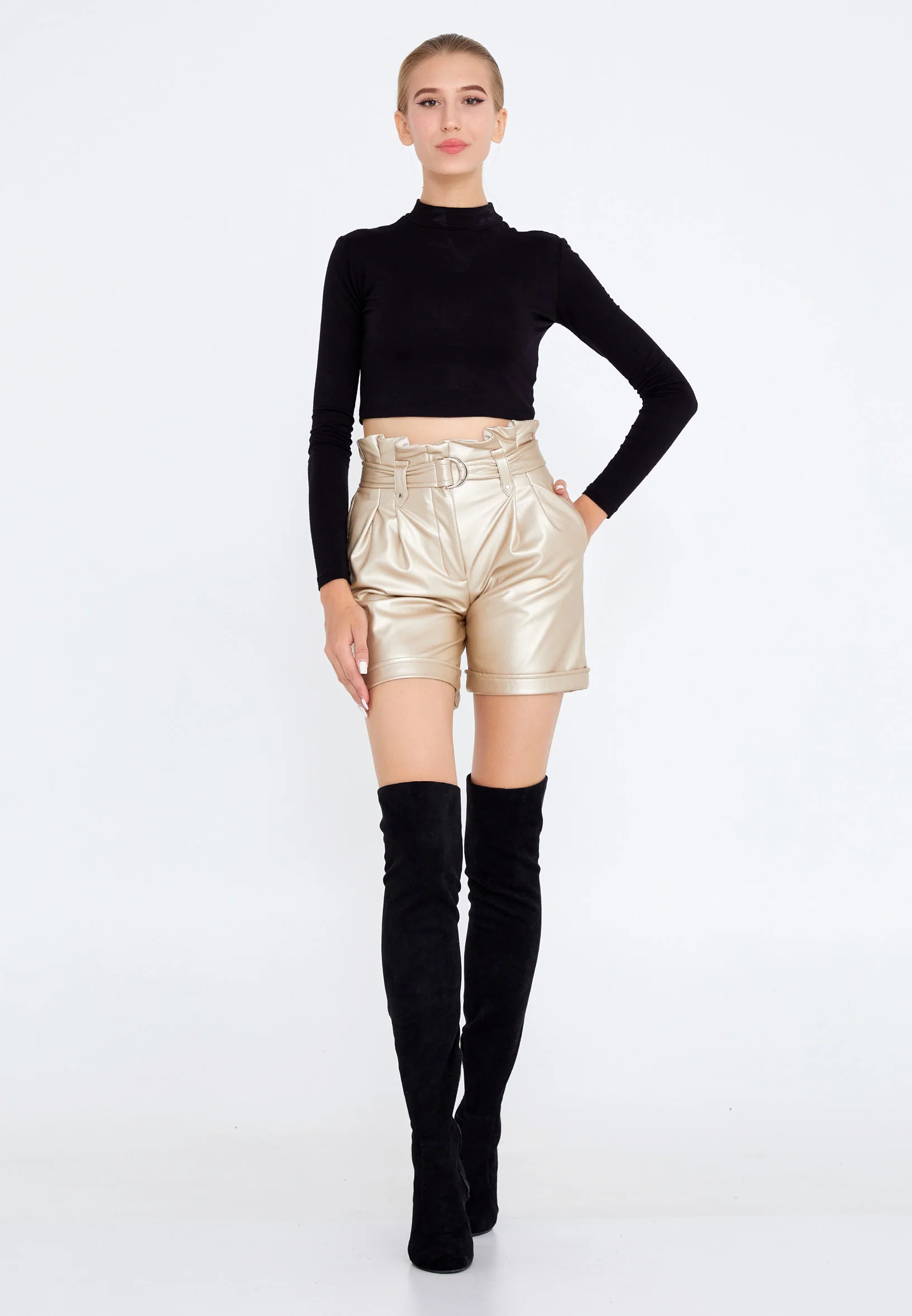 Solid Color Regular Shorts qml8673
