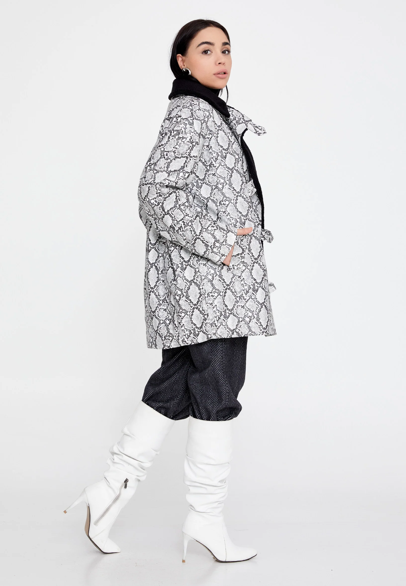 Suede Leather Animal Print Regular Coat ber23k8141 - Image 8